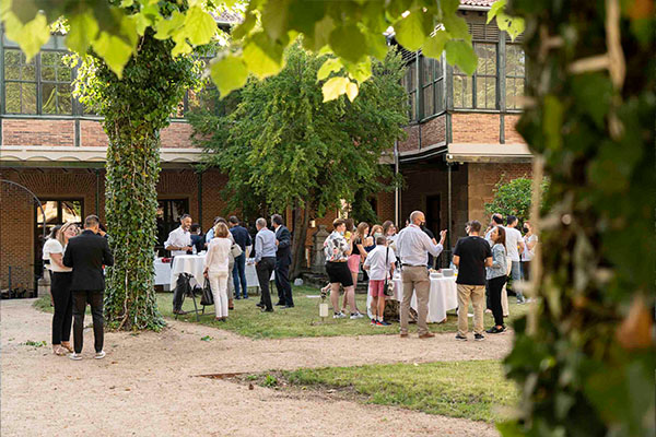 celebracion de evento corporativo en los jardines romanticos del palacio de segovia | El Palacio de Segovia